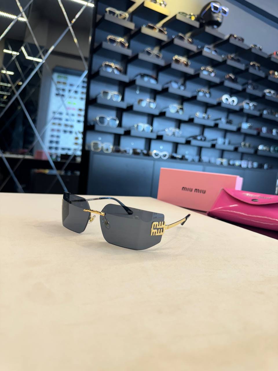 MIU MIU MM-09