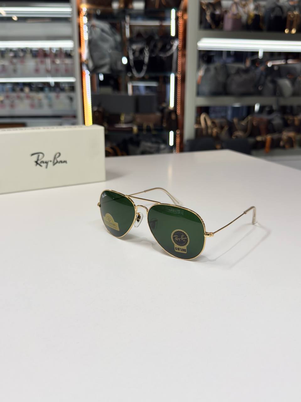 Ray Ban - R07