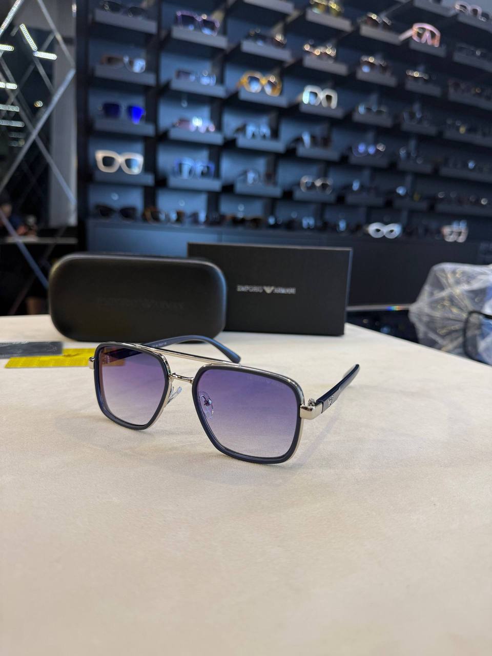 Emporio Armani 02