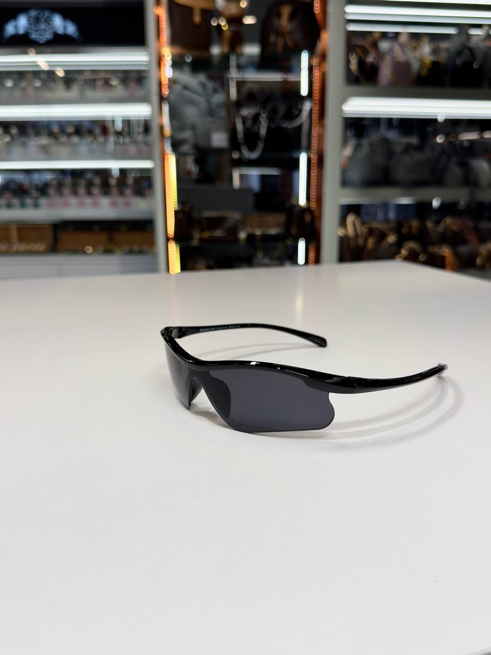 Oakley - OK01