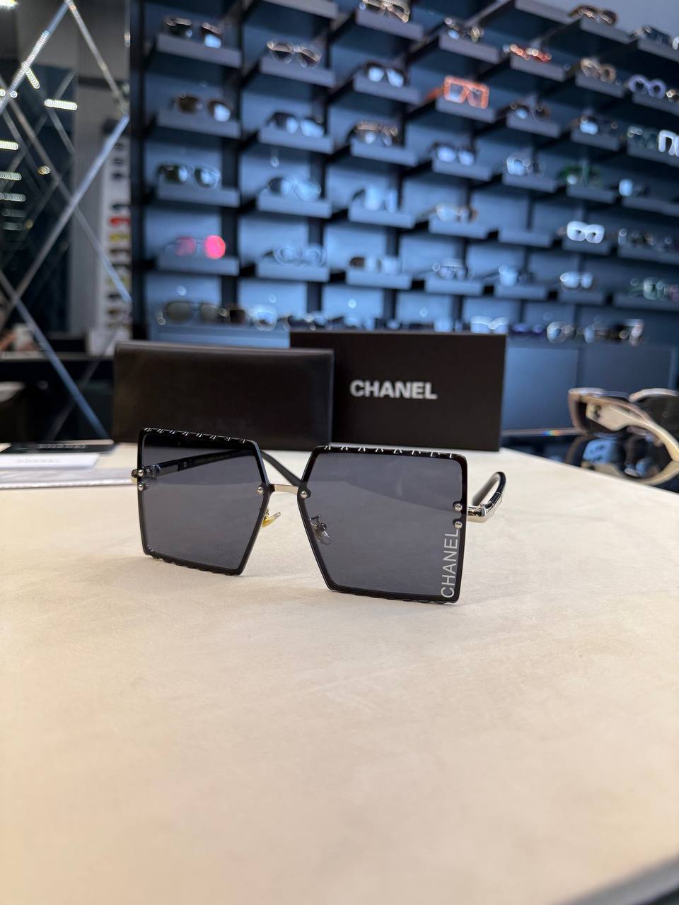 CHANEL CC07